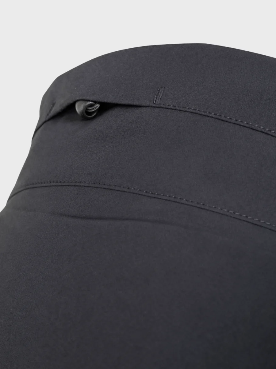 Clifden Golf Rain Jacket - Image 5